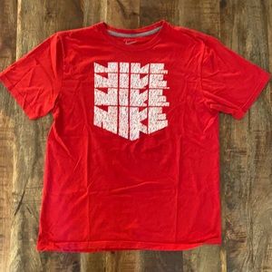 Nike tshirt